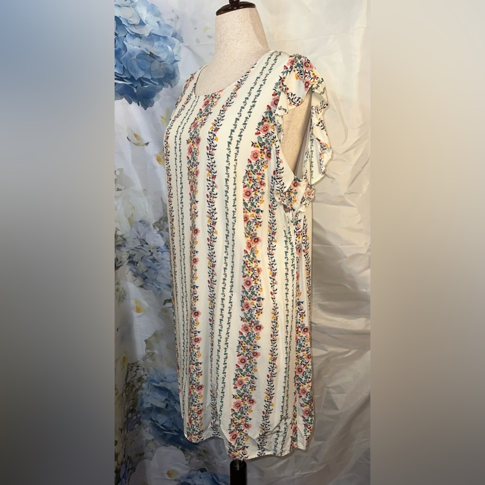 Old Navy Floral Patterned Lined dress